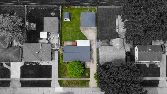 Building Photo - 33755 Newport Dr