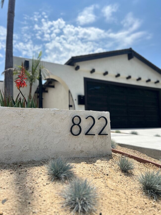 Building Photo - 822 Camino de los Mares