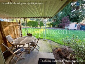 Building Photo - 11430 SW 121st Ave