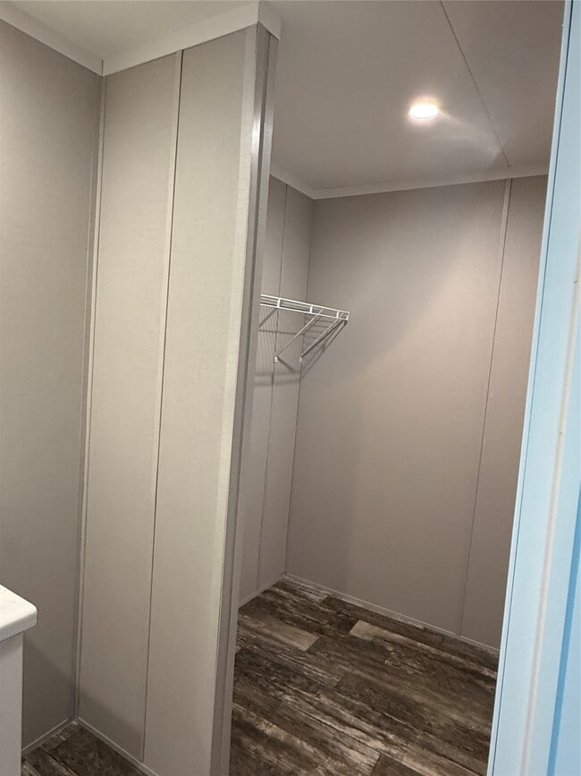 Building Photo - 2430 County Rd 318