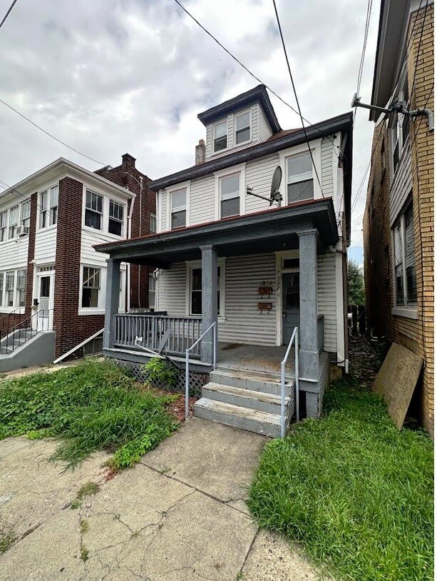 Building Photo - 1212 Holmes St