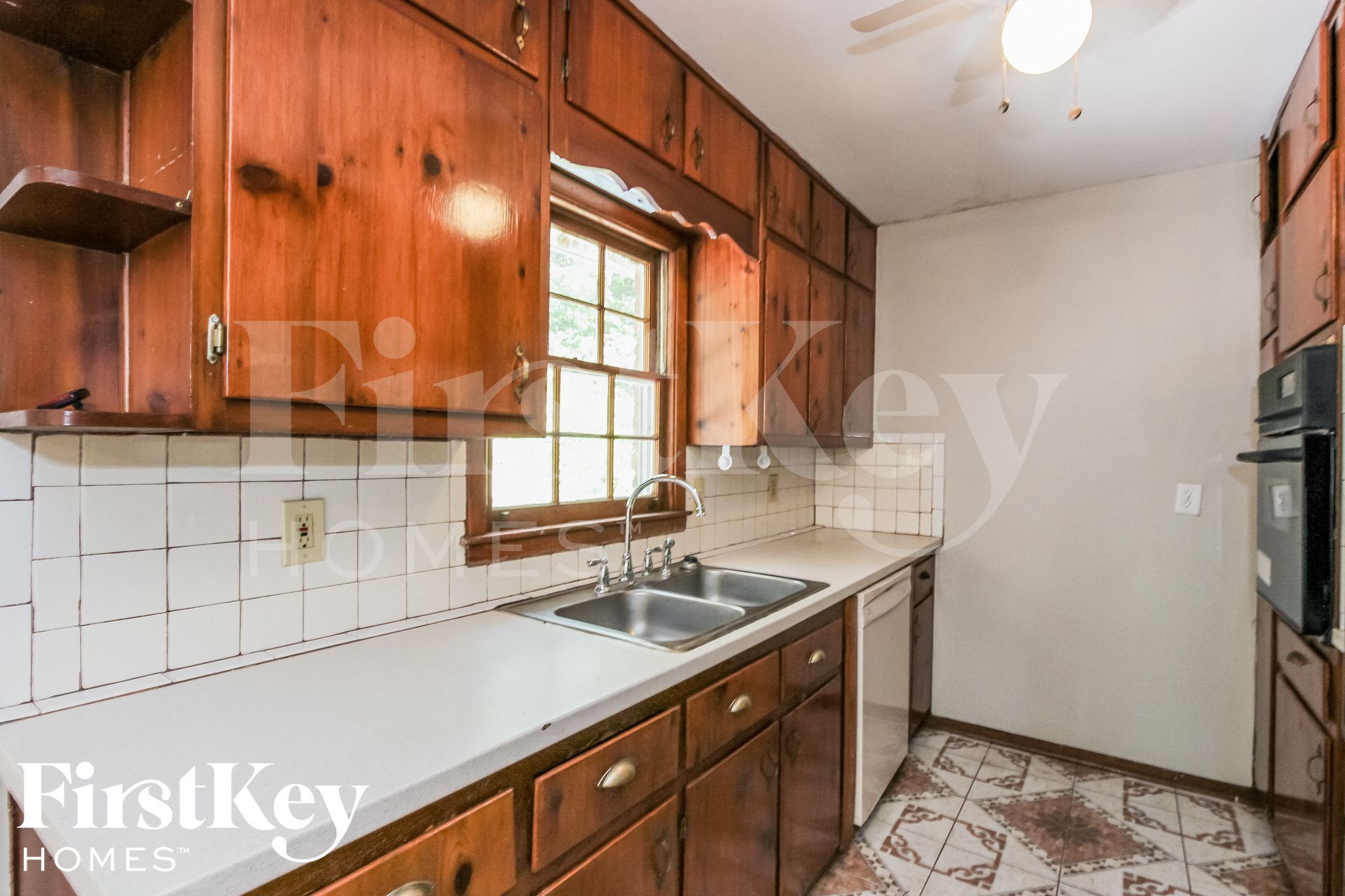 Building Photo - 2739 Sherlock Dr