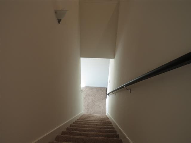 Building Photo - 1906 Chapel Hl Rd