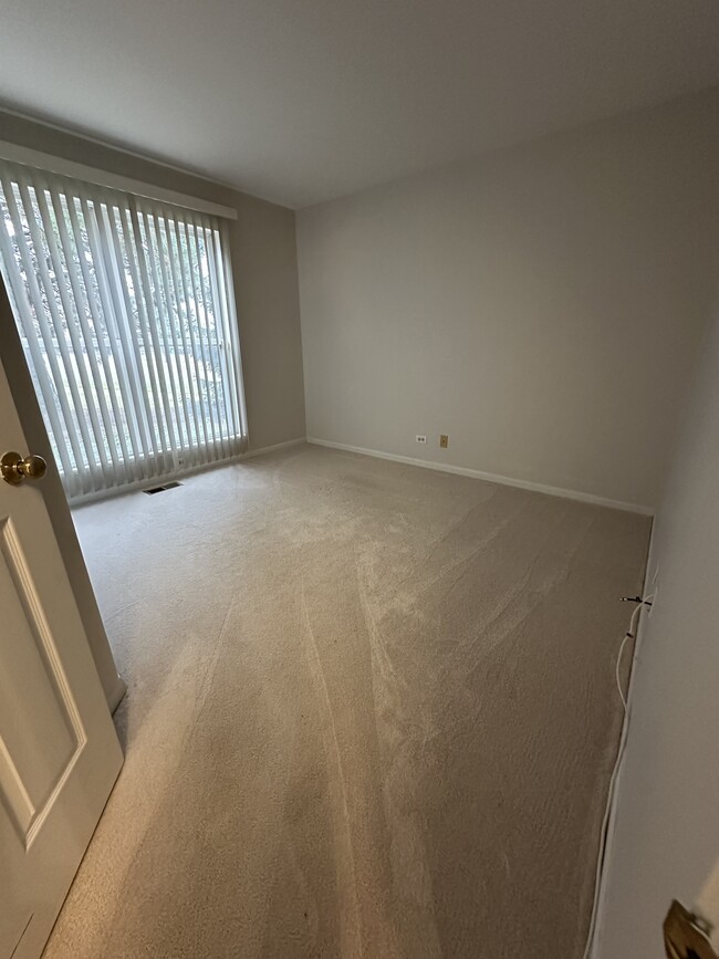 2nd Bedroom - 1051 Woodhill Ct