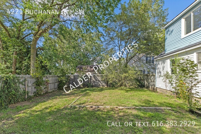 Building Photo - 4221 Buchanan Ave SW