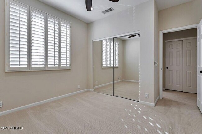 Building Photo - 6132 W Morrow Dr