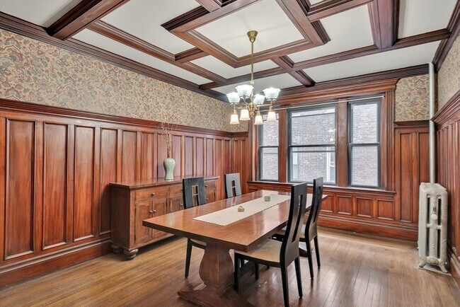 Building Photo - 114 Fenway