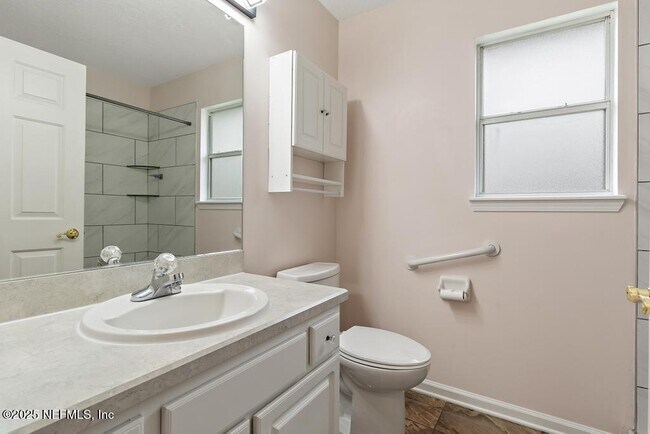 Building Photo - 11466 Courtney Waters Ln