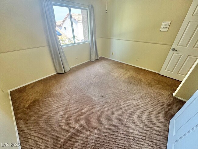 Building Photo - 8240 Tivoli Cove Dr