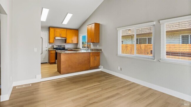 Building Photo - 340 Mokelumne Dr
