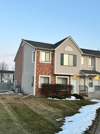 Building Photo - 30757 Hidden Pines Ln