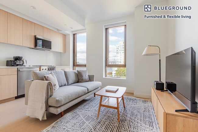 Building Photo - 478 Kent Ave