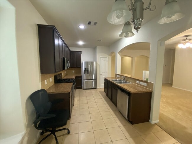 Building Photo - 6534 Capridge Dr