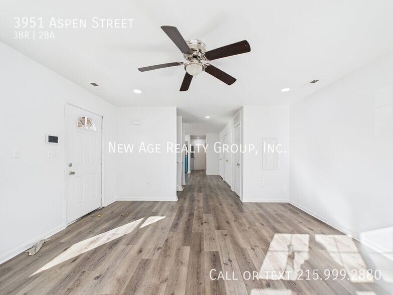 Building Photo - 3951 Aspen St