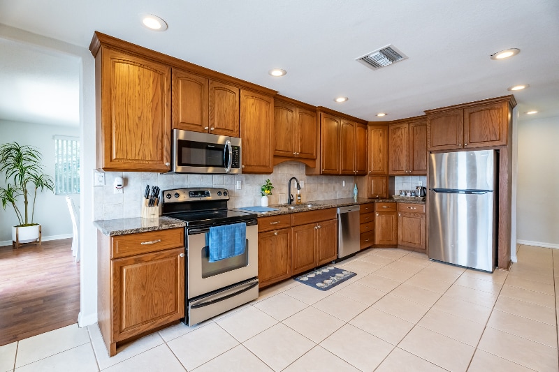 Building Photo - 1556 Churchill Ct