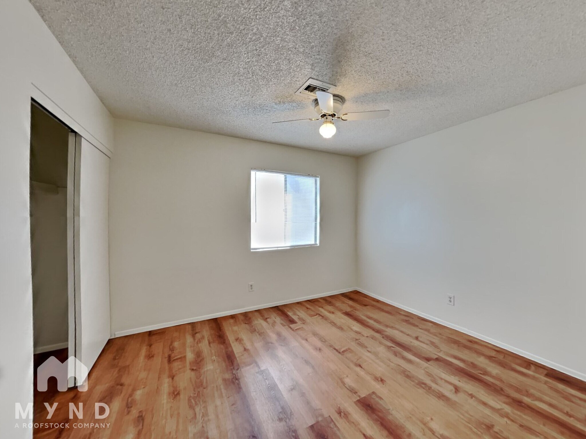 Building Photo - 213 N Jacs Pl