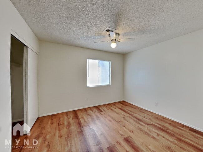 Building Photo - 213 N Jacs Pl