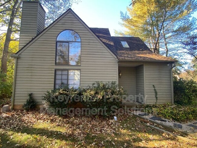 Primary Photo - 1029 Amber Ridge Rd