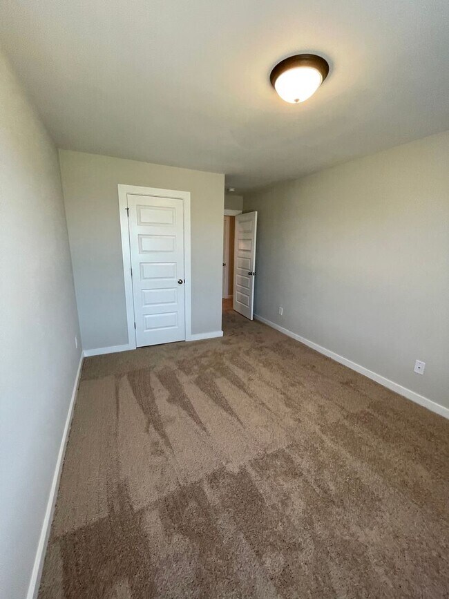 Building Photo - Home for Rent in Cullman, AL!! Available t...