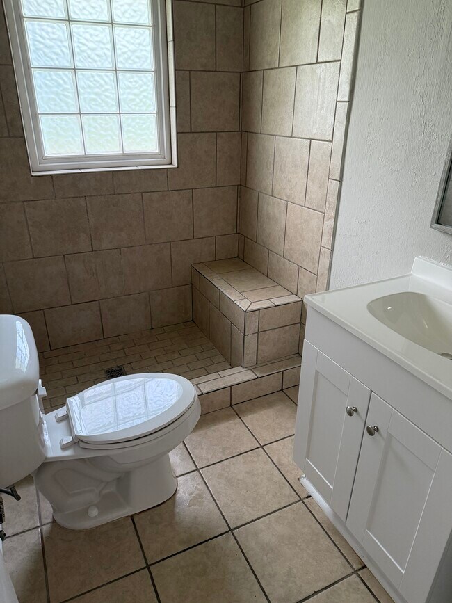 Bathroom - 3415 36th Ave