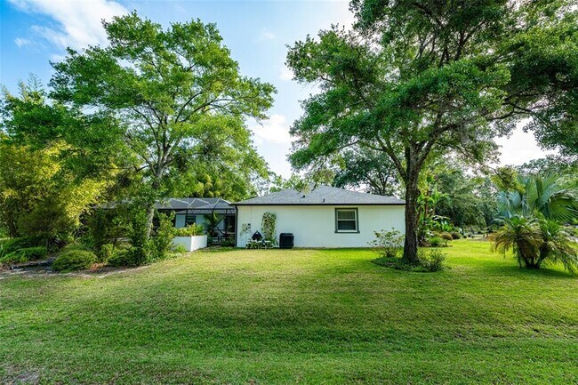 Building Photo - 27351 Golf Course Loop