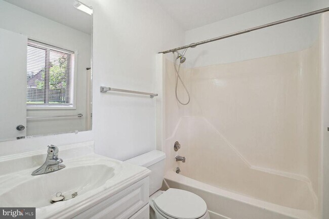 Building Photo - 11512 Alcinda Ln