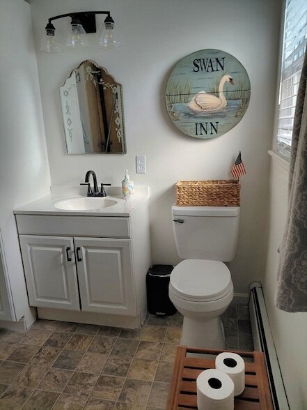 Building Photo - 12 Oak Ln