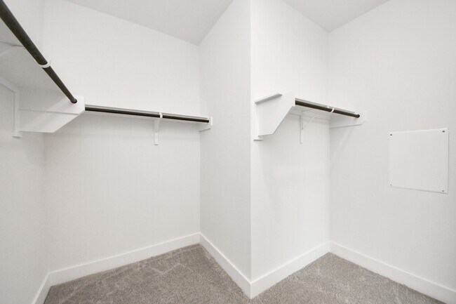 Building Photo - 14380 Zion Gate Crossing