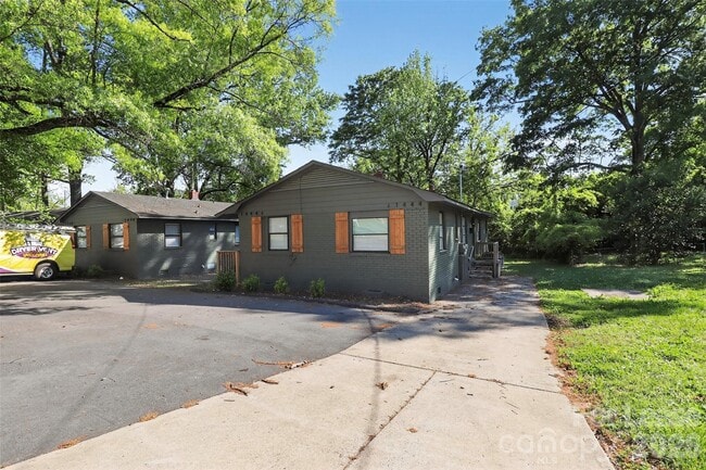 Building Photo - 1444 Anderson St