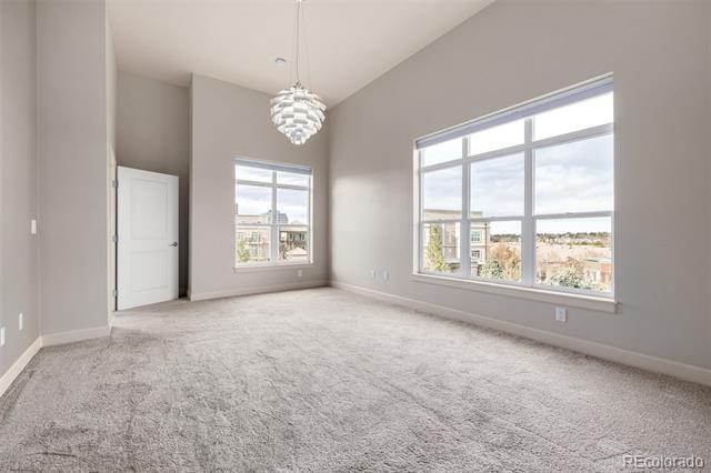 Building Photo - 5677 S Park Pl