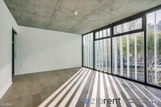 Building Photo - 2 br, 2 bath Condo - 8 Octavia St, San Fra...