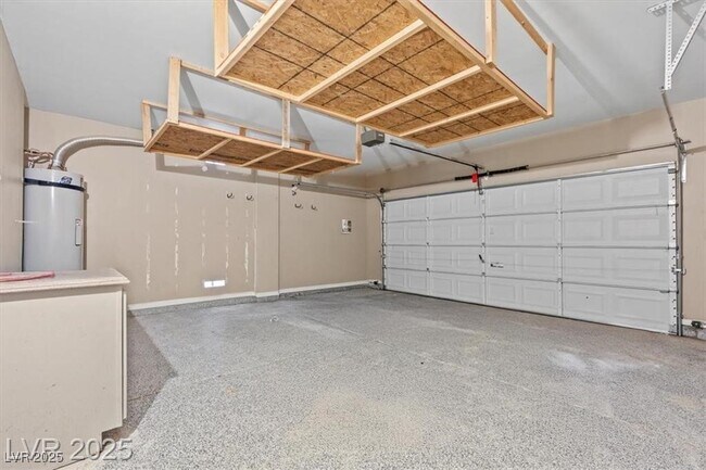 Building Photo - 9709 N Fast Elk St