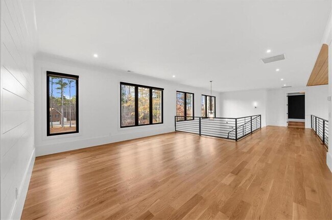 Building Photo - 2386 Trinity Church Rd