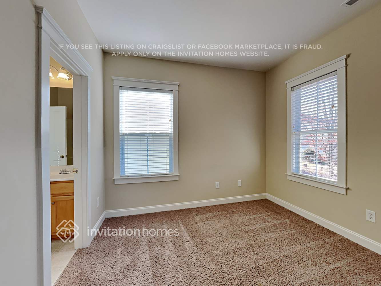 Building Photo - 158 Water Oak Dr