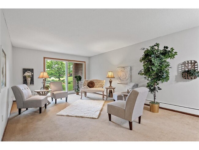 Primary Photo - 2210 Midland Grove Rd