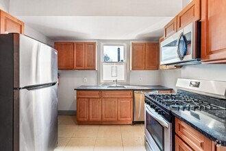 Building Photo - 154 N 14th St