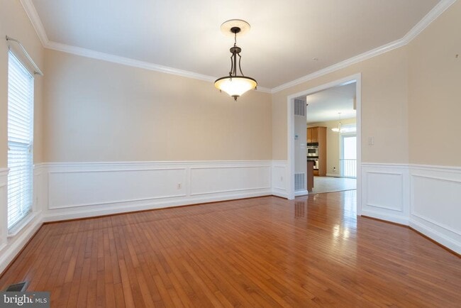 Building Photo - 3905 Woodreed Dr