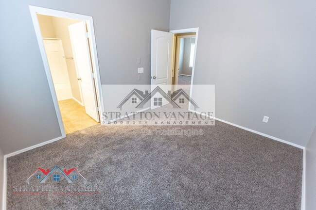 Building Photo - 900 S 94th St