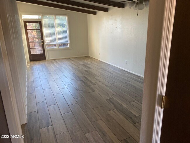 Building Photo - 4437 E Hubbell St