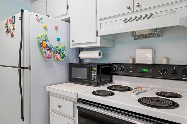 Building Photo - 3273 S Beneva Rd