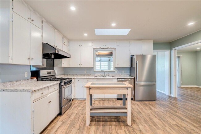 Building Photo - 4712 Frontier Trail