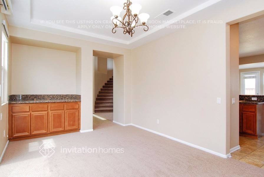 Building Photo - 2263 Finch Cir