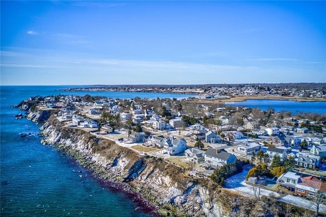 Building Photo - 14 Leonard Bodwell Rd