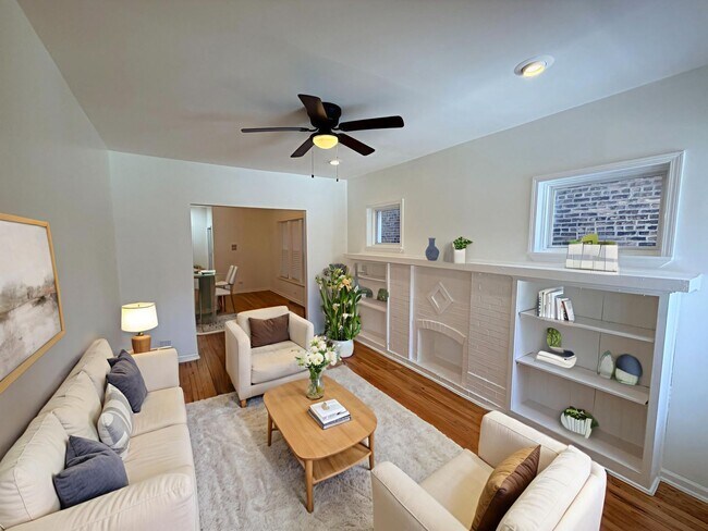 Building Photo - 7553 S Evans Ave