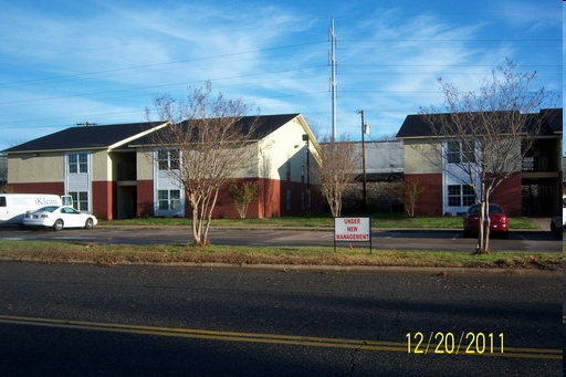 Building Photo - Presley Place