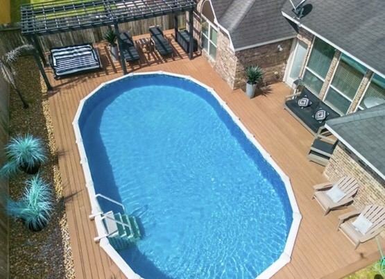 Building Photo - 2109 Mooncrest Dr