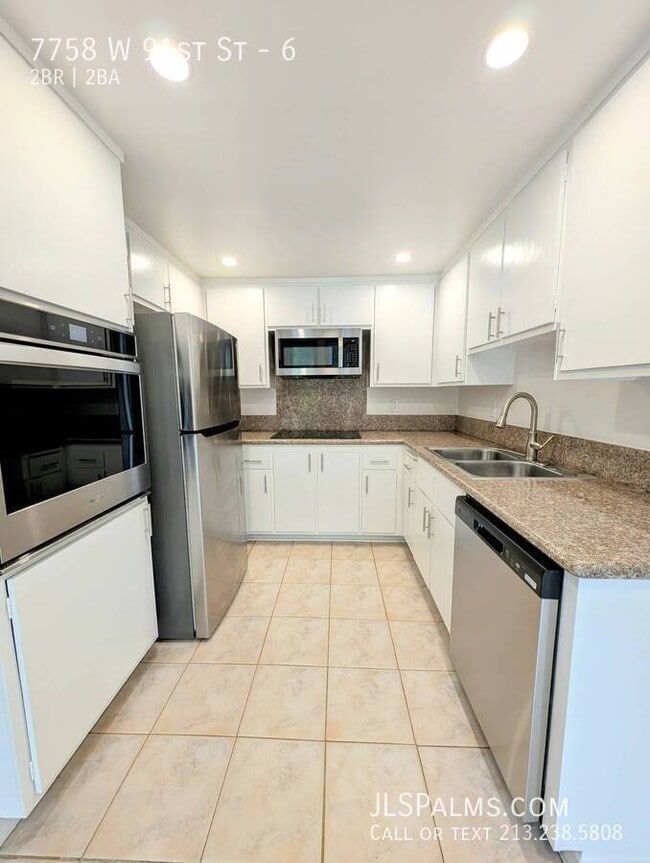 Building Photo - 7758 W 91st St