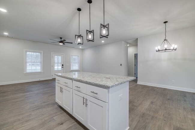 Building Photo - Comfortable 3BR/2BA Home in Effingham County – Open Floor Plan