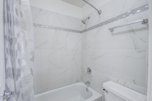 Building Photo - 11260 N 92nd St
