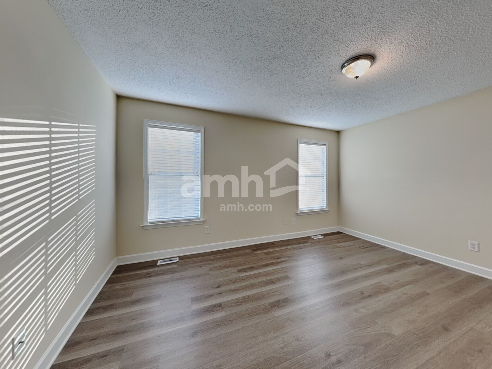 Building Photo - 5073 Natalie Temple Ln